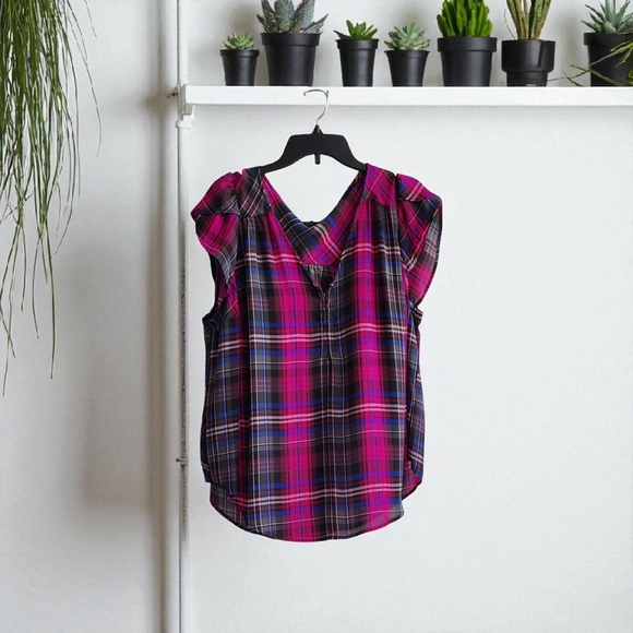 Torrid Women’s Georgette Blouse Size L – Black Split Tulip Sleeve - Picture 2 of 5